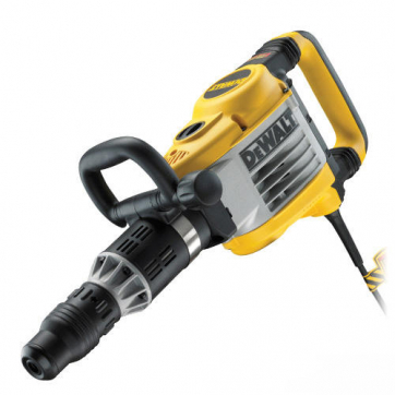 Отбойный молоток DeWalt D25902K в прокат в Калининграде. У нас лучшая цена за сутки! Возможность взять в аренду с выгодной скидкой до 40% при экспресс доставке 24/7. И помните, ночью стоимость еще дешевле на 30%! #арендапрокат #виброплита #выгодно