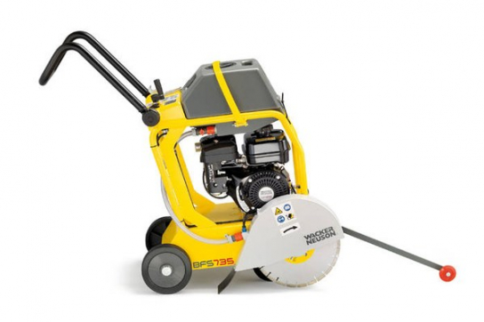 Нарезчик швов бензиновый Wacker Neuson BFS 735 A по выгодной цене в Калининграде. Надежное качество и лучшие условия ждут вас.