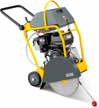 Резчик швов Wacker Neuson MFS-1350CE в прокат в Калининграде. У нас лучшая цена за сутки! Возможность взять в аренду с выгодной скидкой до 40% при экспресс доставке 24/7. И помните, ночью стоимость еще дешевле на 30%! #арендапрокат #виброплита #выгодно